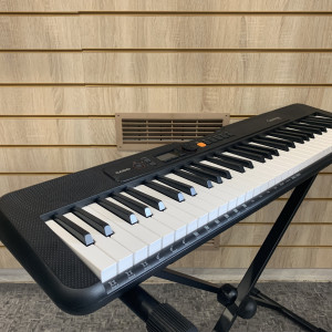 Обложка CASIO CT-S200BKC2