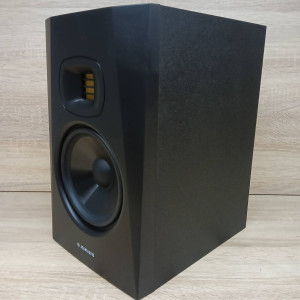 Обложка ADAM Audio T7V
